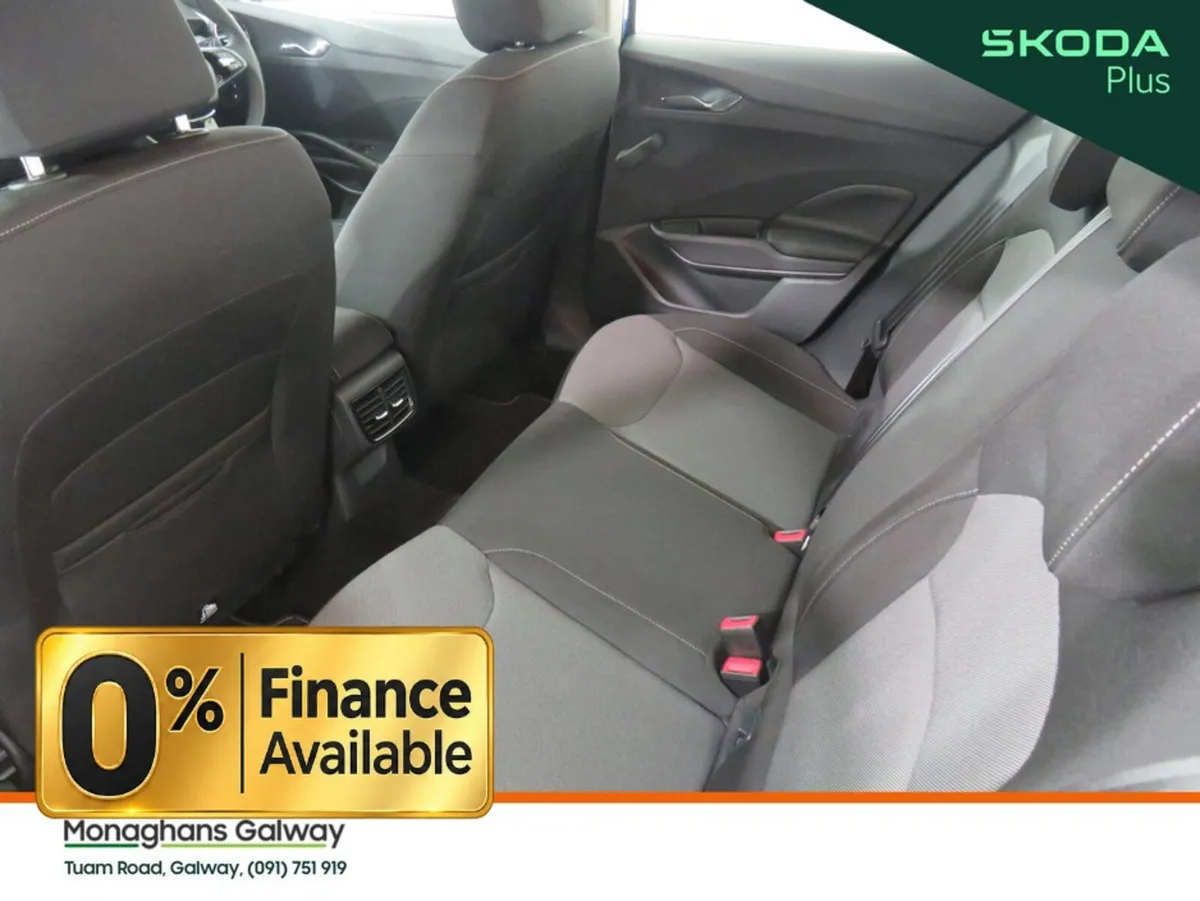 Skoda Fabia Hatchback, Petrol, 2022, Blue