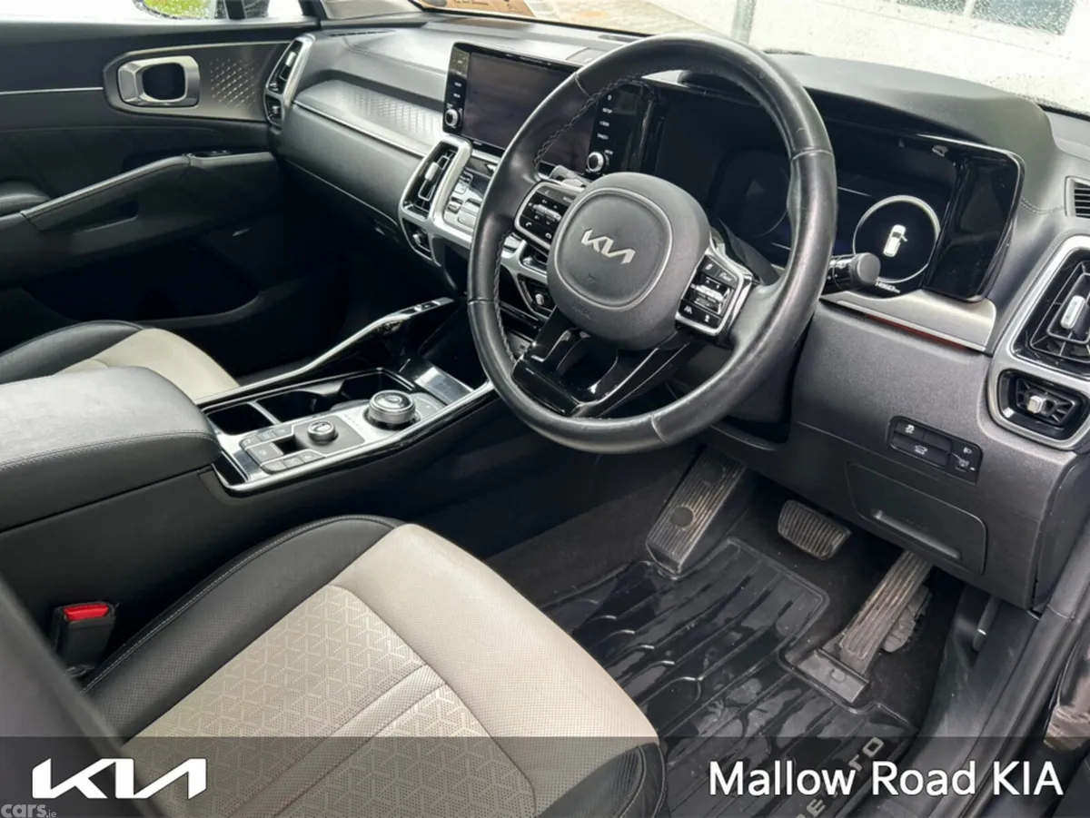 Kia Sorento MPV, Diesel, 2022, Black