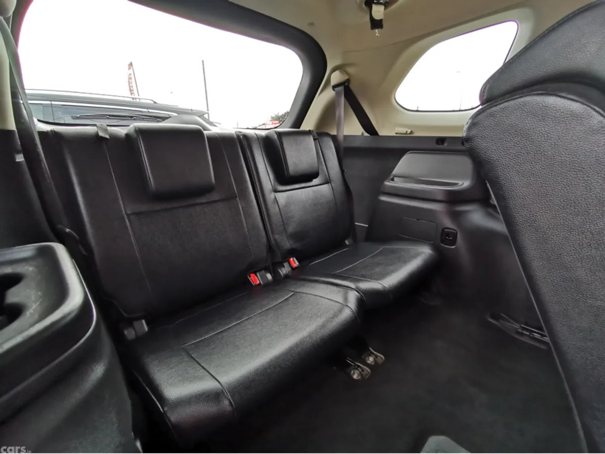 Mitsubishi Outlander Estate, Diesel, 2016, Black