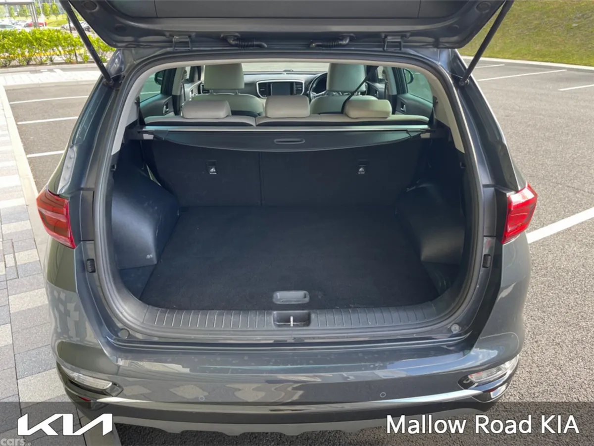 Kia Sportage MPV, Diesel Hybrid, 2021, Grey