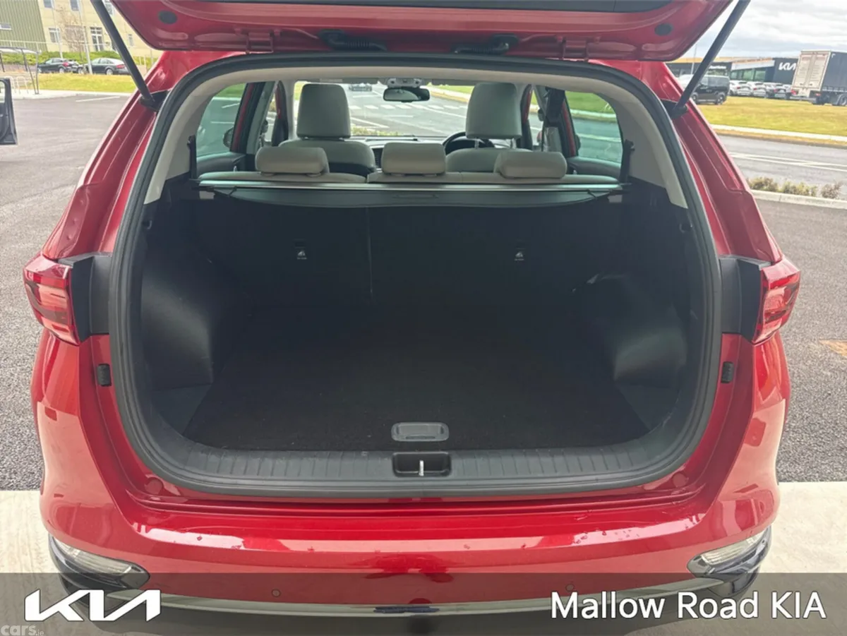 Kia Sportage MPV, Diesel, 2019, Red