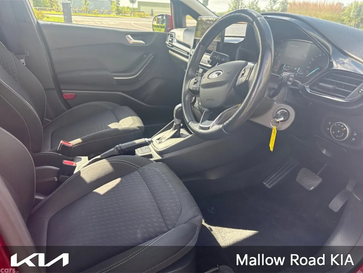 Ford Fiesta Hatchback, Petrol, 2019, Red