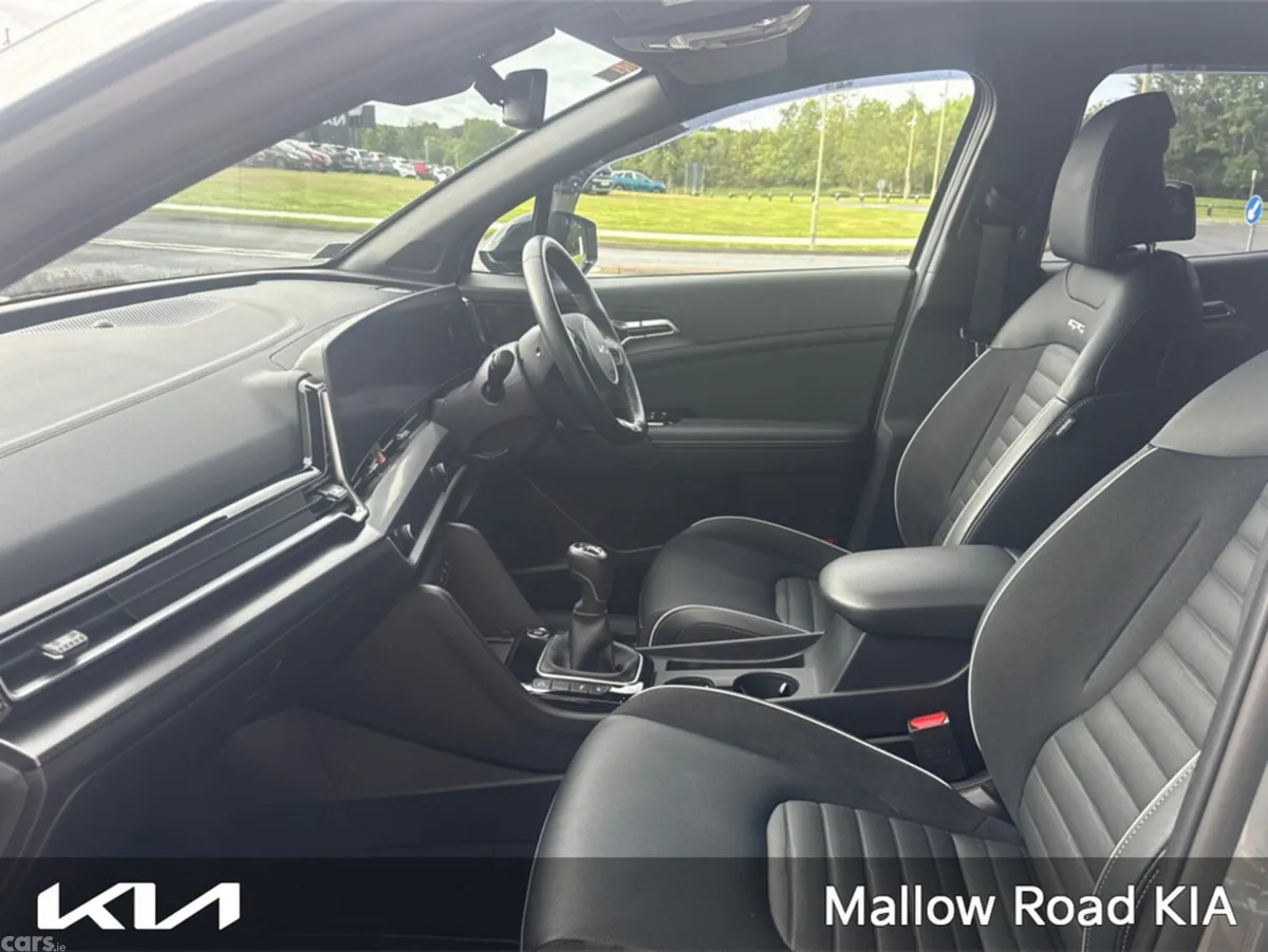 Kia Sportage MPV, Diesel Hybrid, 2025, Grey