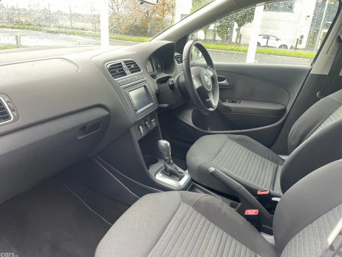 Volkswagen Polo Hatchback, Petrol, 2013, Silver