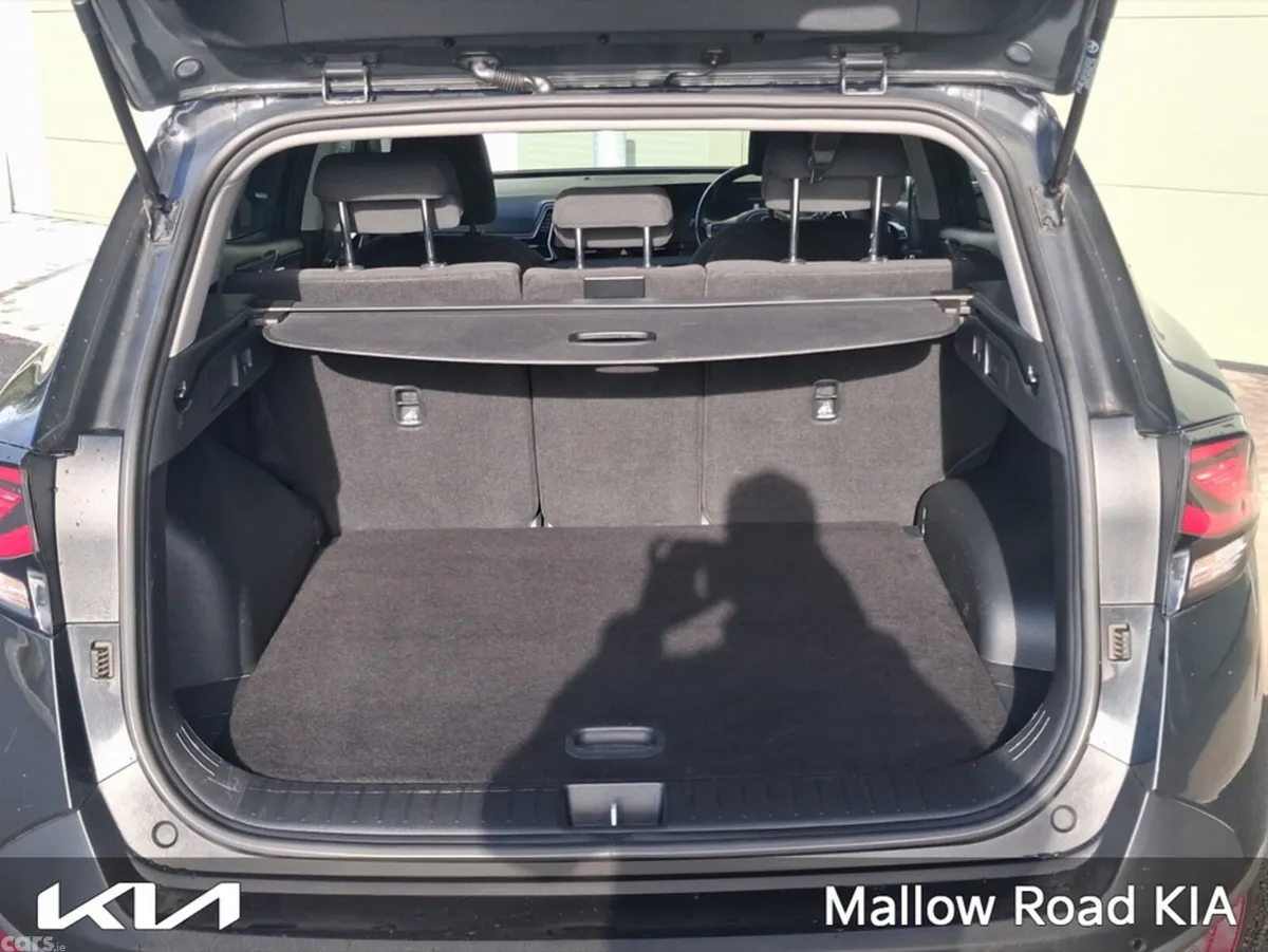 Kia Sportage MPV, Diesel, 2023, Black