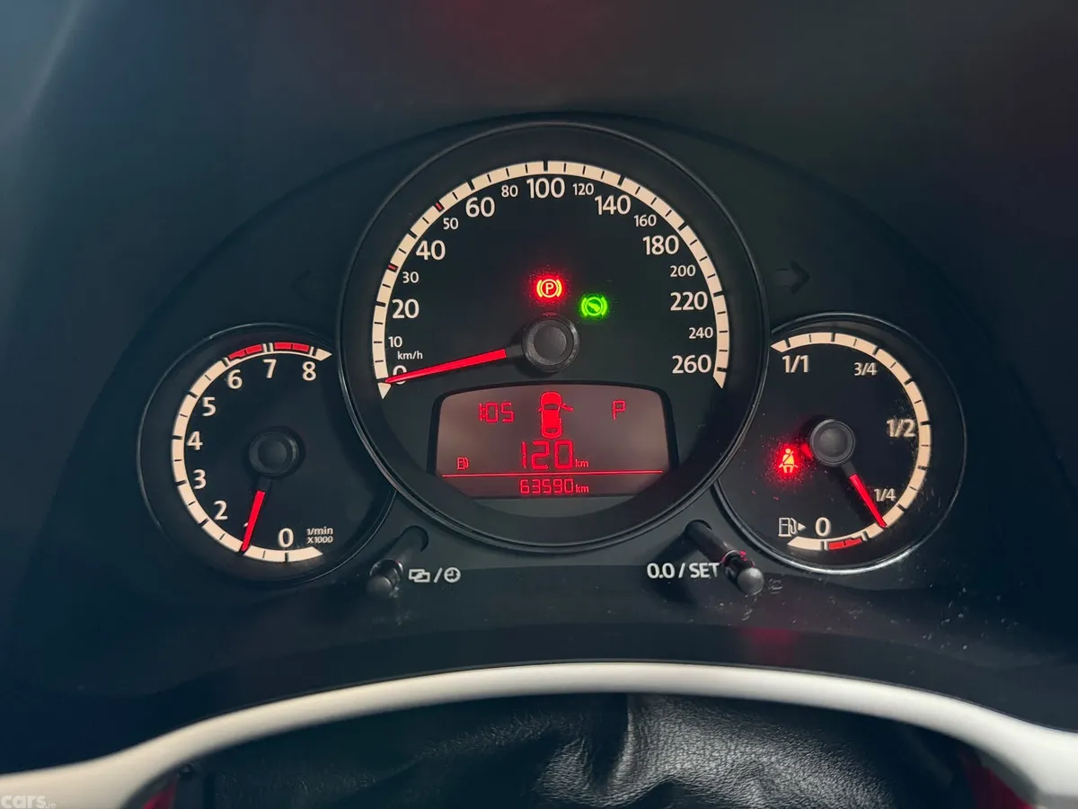 Volkswagen Beetle Hatchback, Petrol, 2013, Red