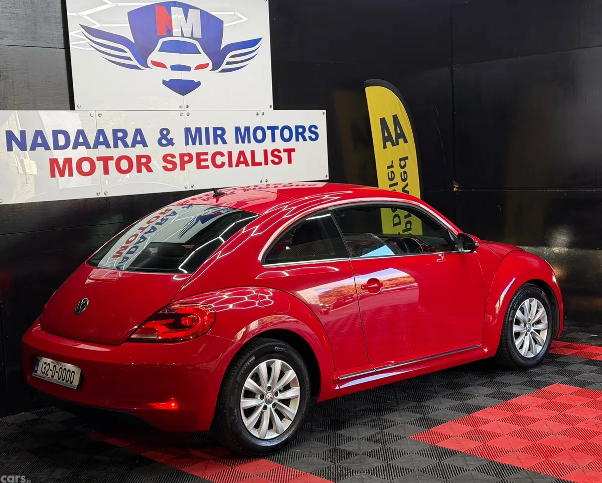 Volkswagen Beetle Hatchback, Petrol, 2013, Red