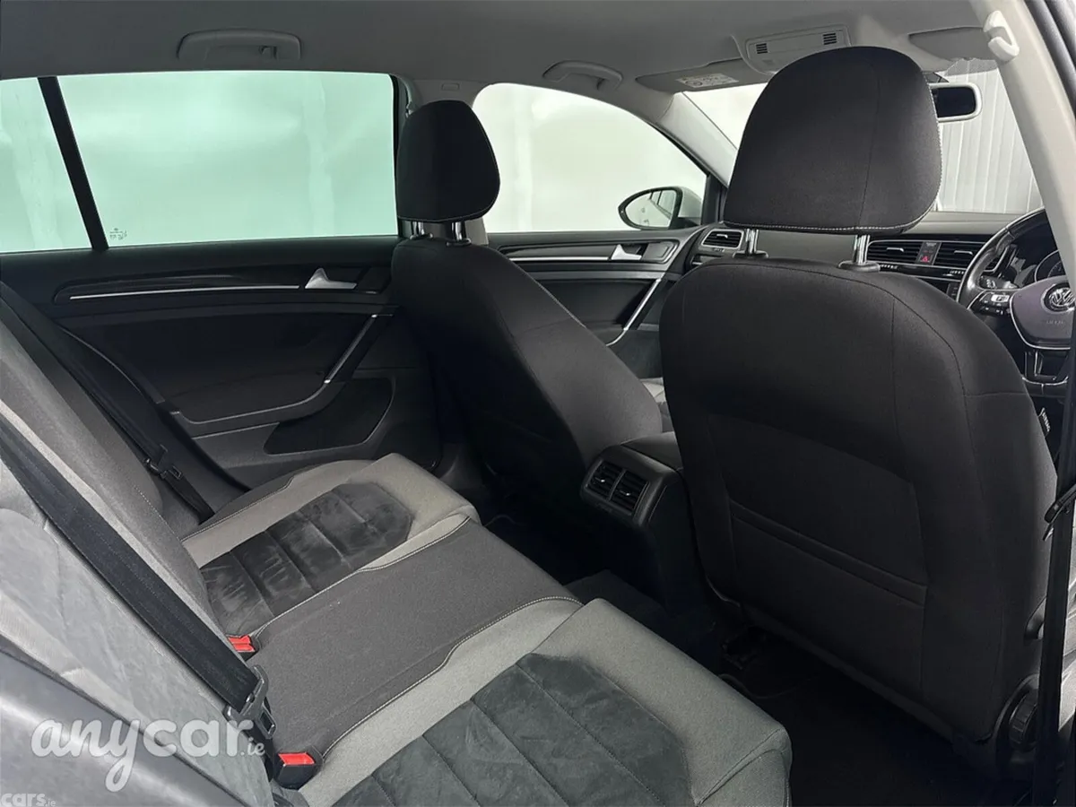 Volkswagen Golf Estate, Petrol, 2016, White
