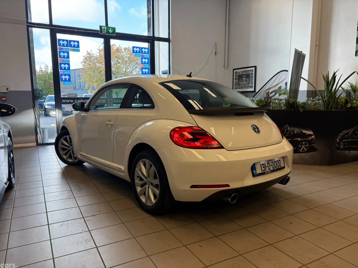 Volkswagen Beetle Hatchback, Petrol, 2013, White