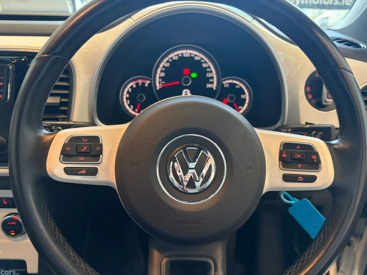 Volkswagen Beetle Hatchback, Petrol, 2013, White