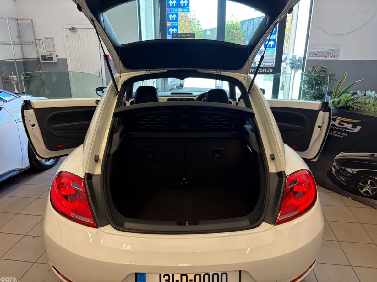 Volkswagen Beetle Hatchback, Petrol, 2013, White