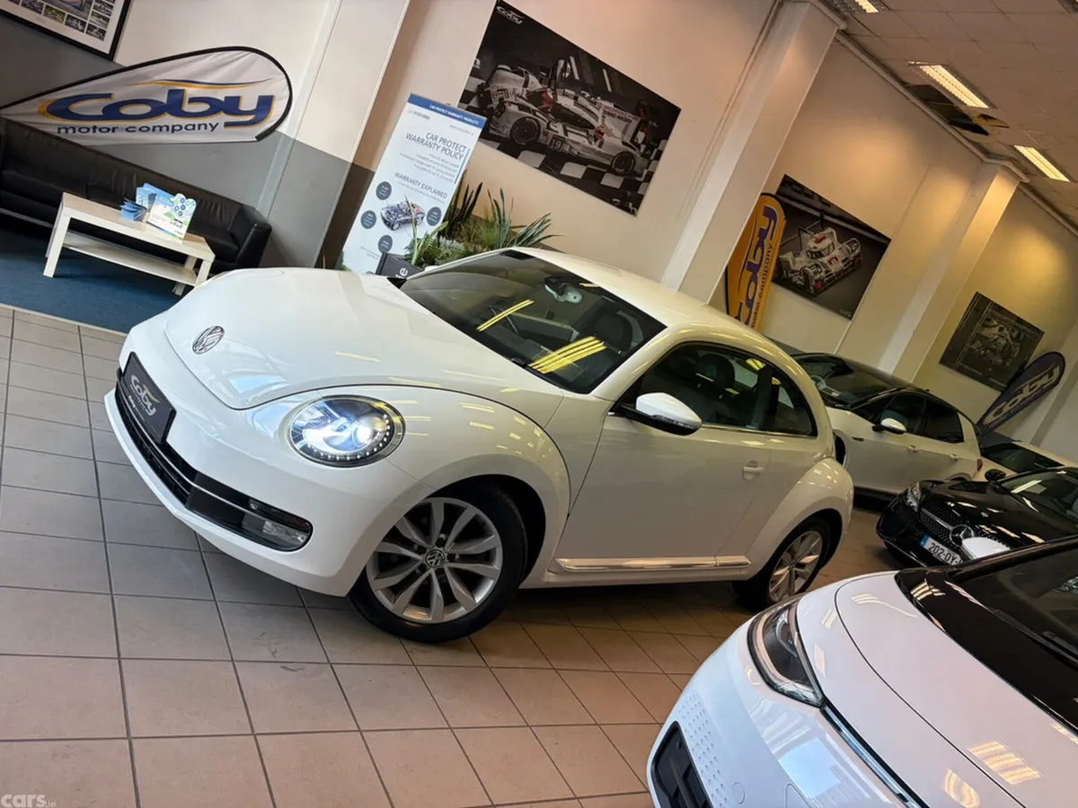 Volkswagen Beetle Hatchback, Petrol, 2013, White