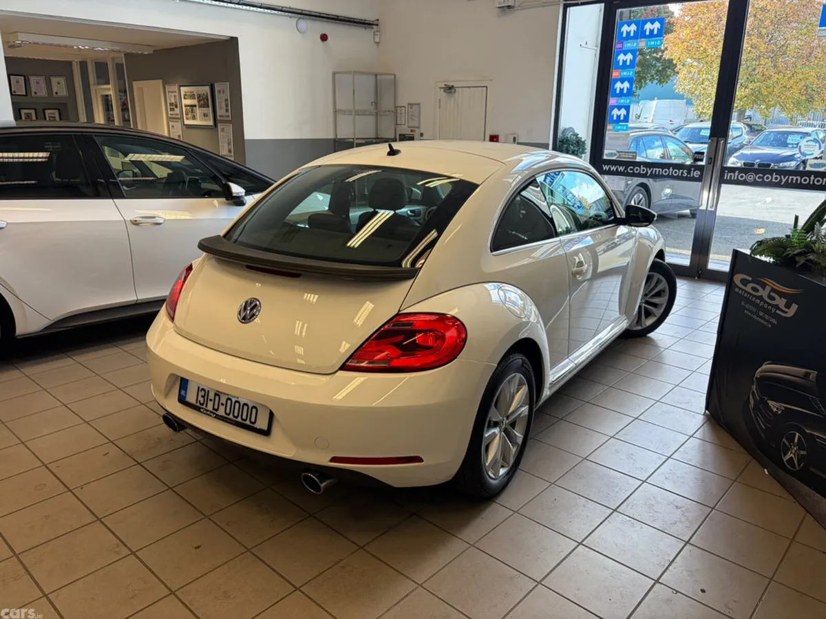Volkswagen Beetle Hatchback, Petrol, 2013, White