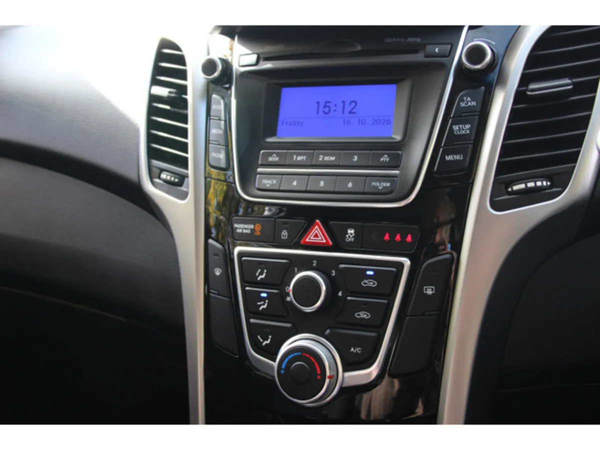 Hyundai i30 Hatchback, Diesel, 2017, White