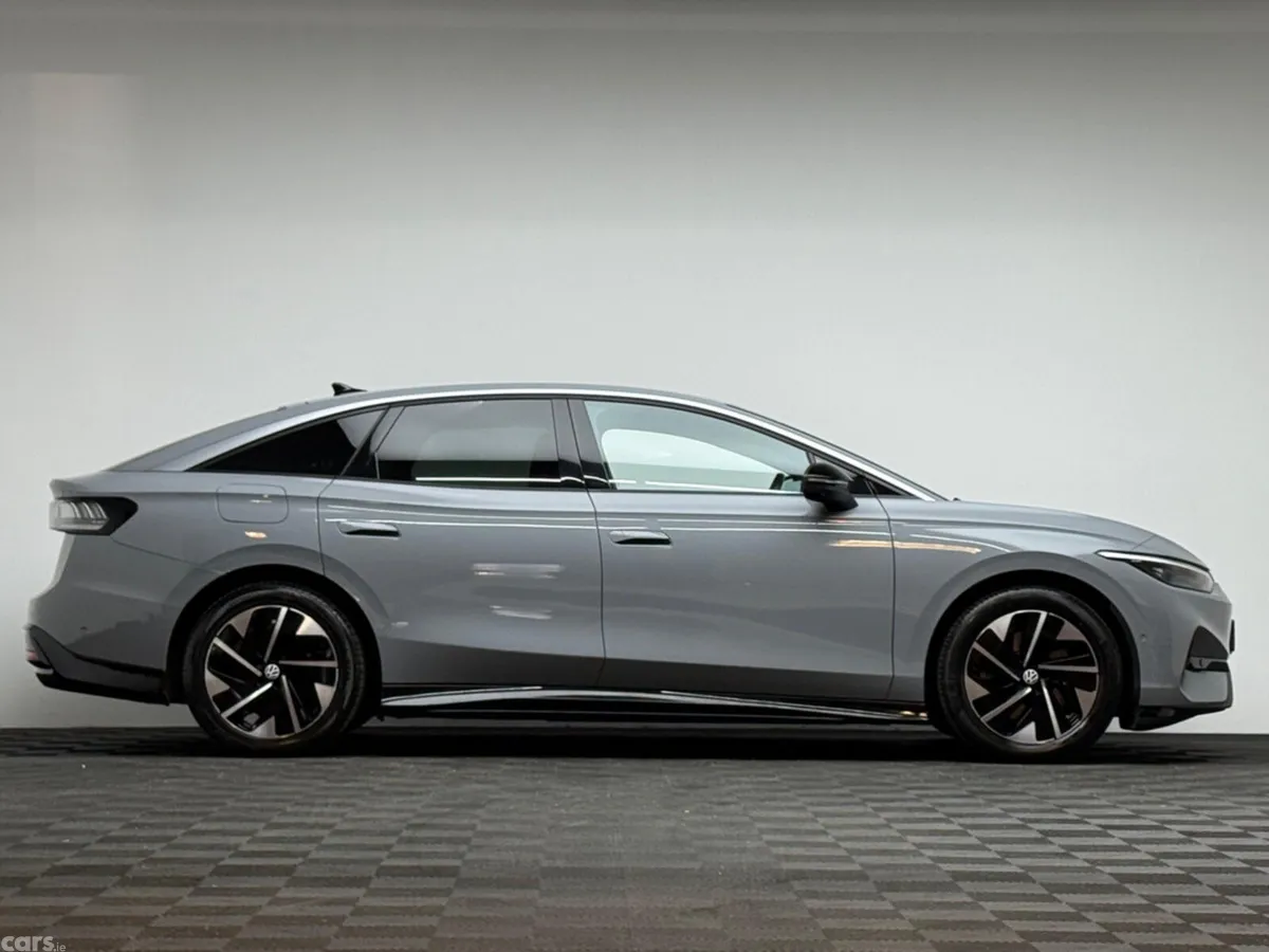 Volkswagen ID.7 Hatchback, Electric, 2024, Grey