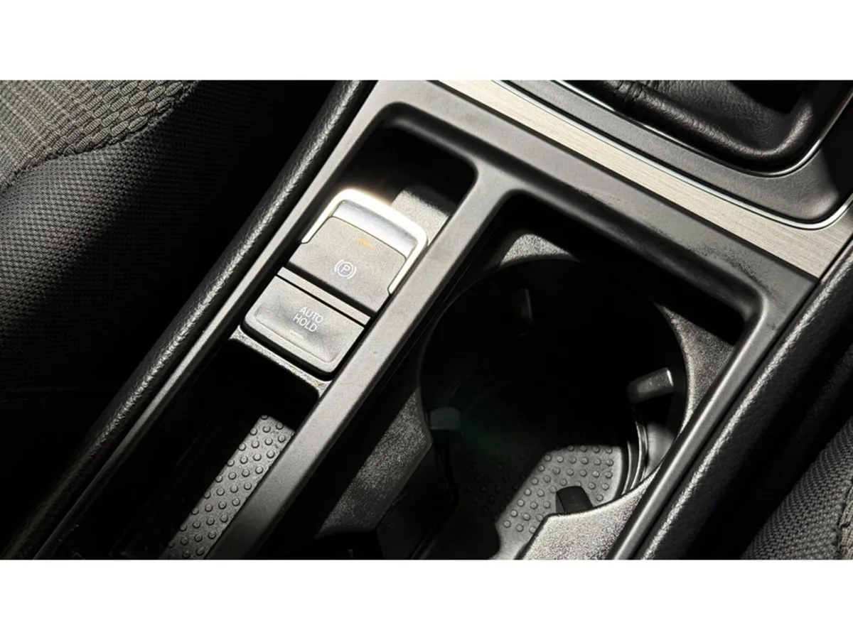 Volkswagen Golf Hatchback, Diesel, 2017, Black