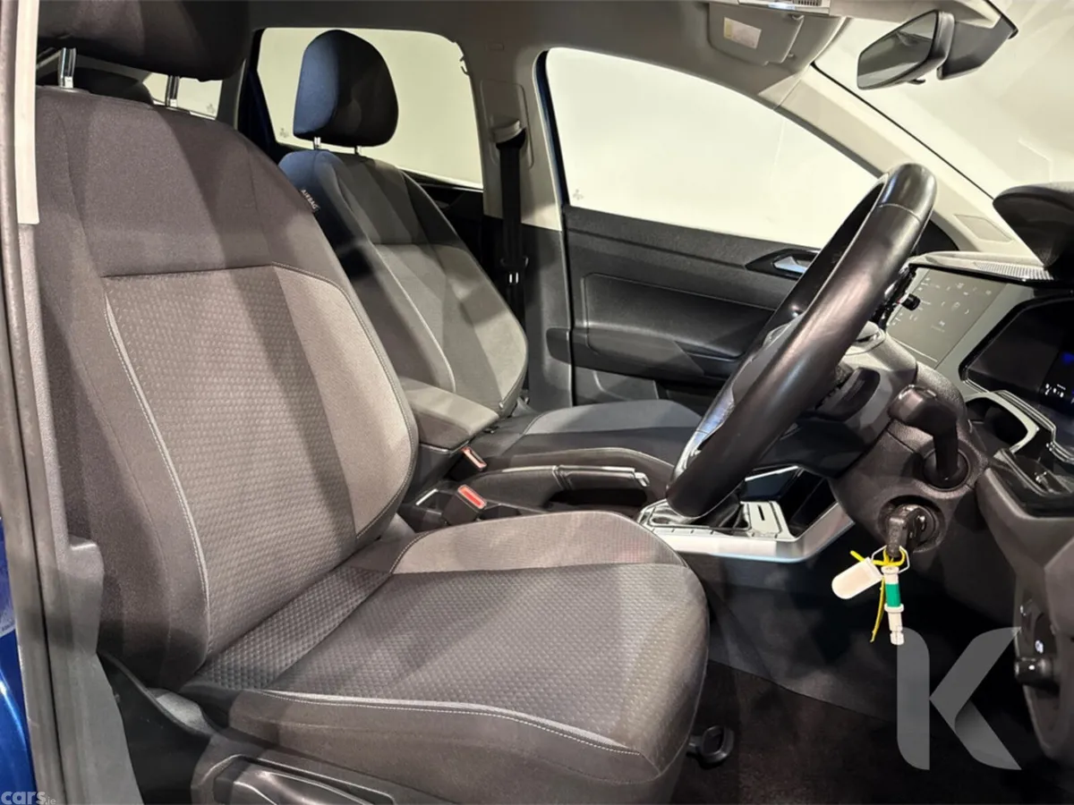 Volkswagen Taigo Estate, Petrol, 2024, Blue