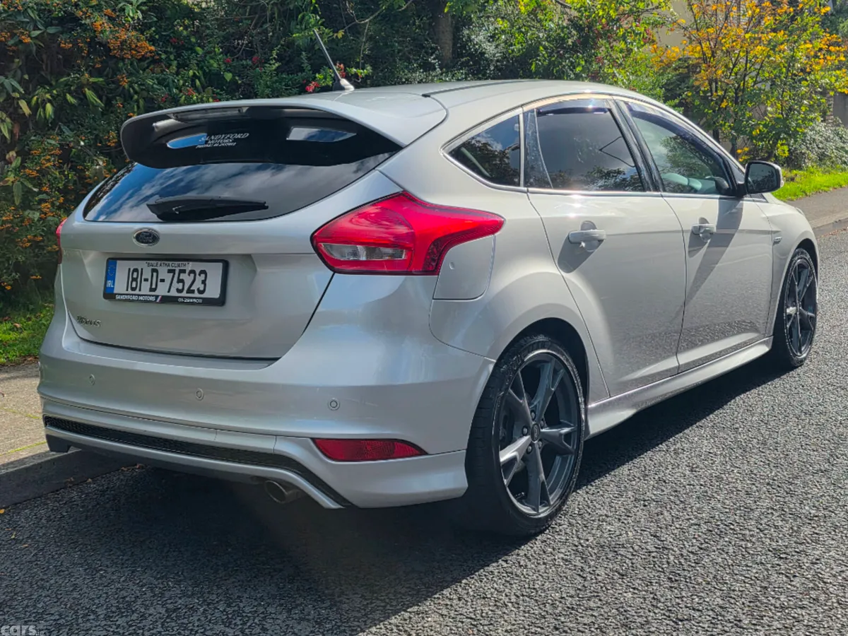 Ford Focus Hatchback, Diesel, 2018, Grey