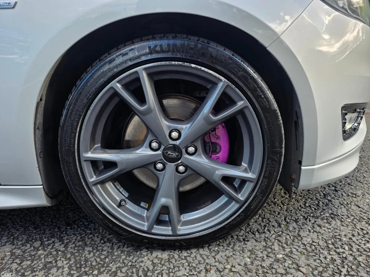 Ford Focus Hatchback, Diesel, 2018, Grey
