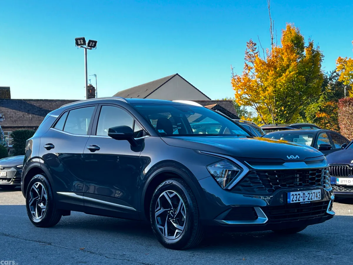 Kia Sportage MPV, Diesel, 2023, Grey