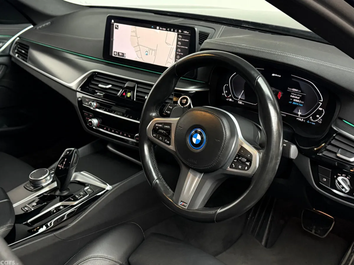 BMW 5-Series Saloon, Petrol Plug-in Hybrid, 2022, Blue