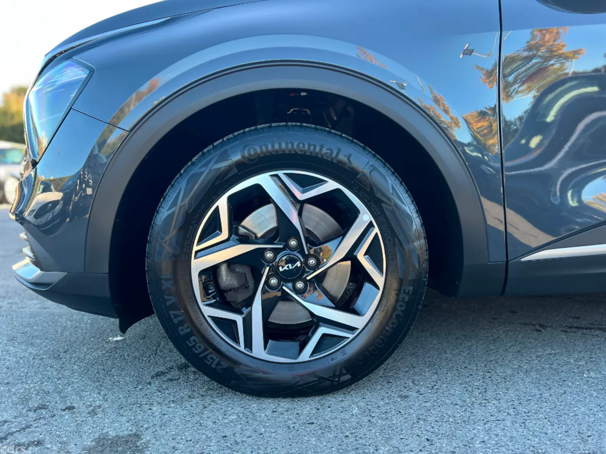Kia Sportage MPV, Diesel, 2023, Grey