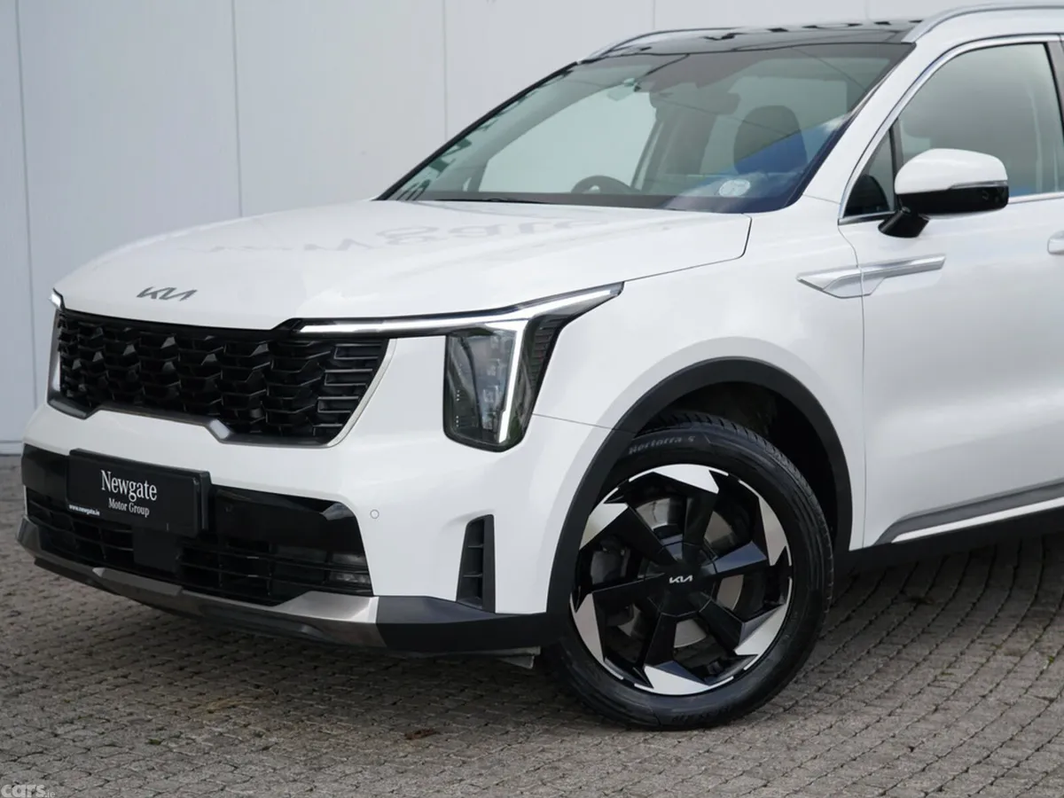 Kia Sorento SUV, Diesel, 2024, White