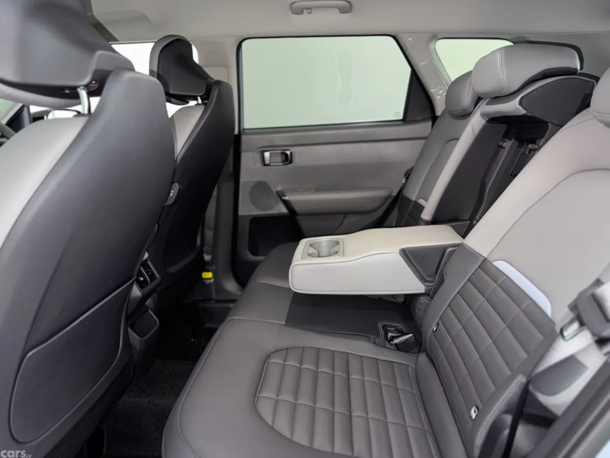 Kia Seltos SUV, Petrol Hybrid, 2027, Blue