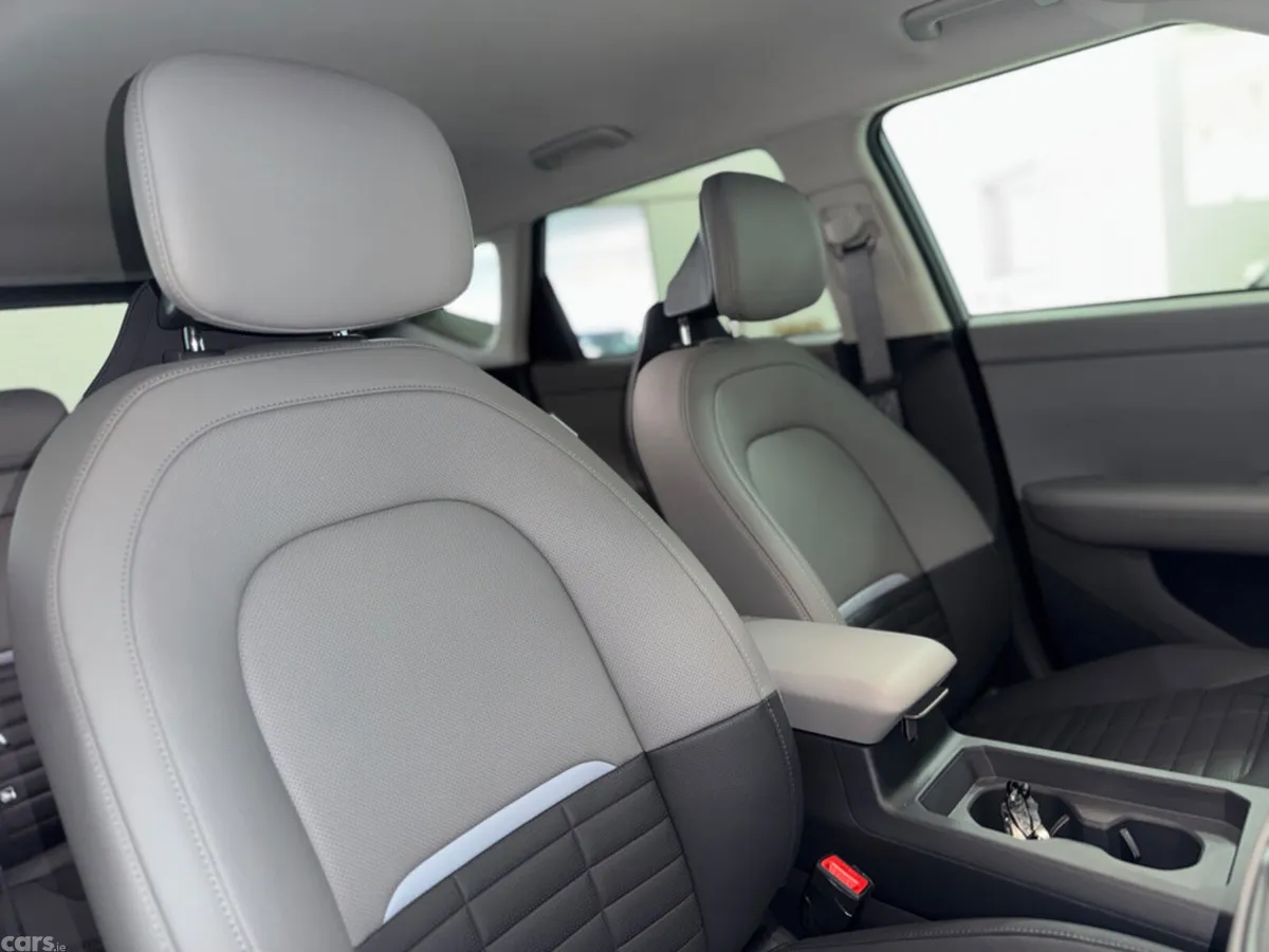 Kia Seltos SUV, Petrol Hybrid, 2027, Blue