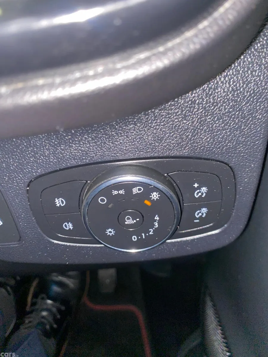 Ford Puma MPV, Petrol Hybrid, 2023, Grey