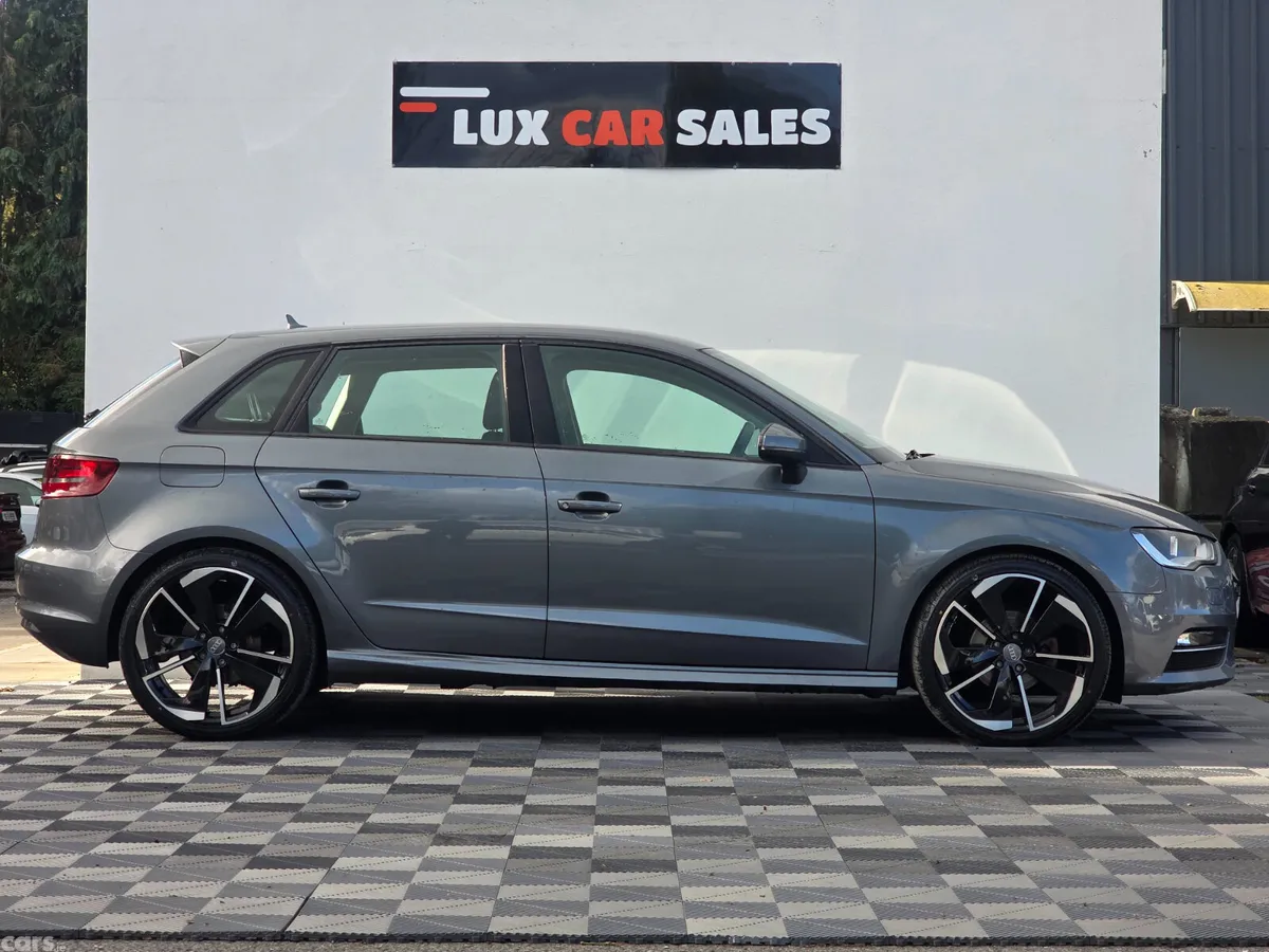 Audi A3 Hatchback, Diesel, 2015, Grey