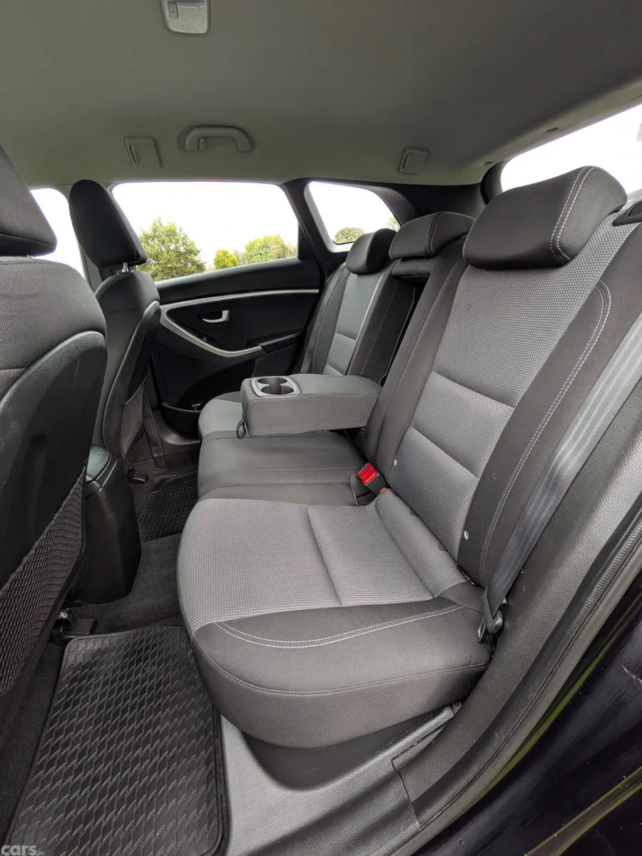Hyundai i30 Estate/Jeep, Diesel, 2017, Black