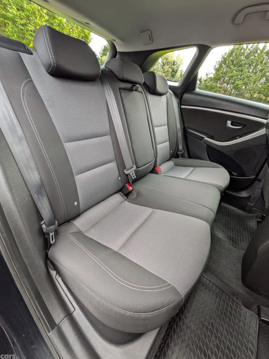 Hyundai i30 Estate/Jeep, Diesel, 2017, Black