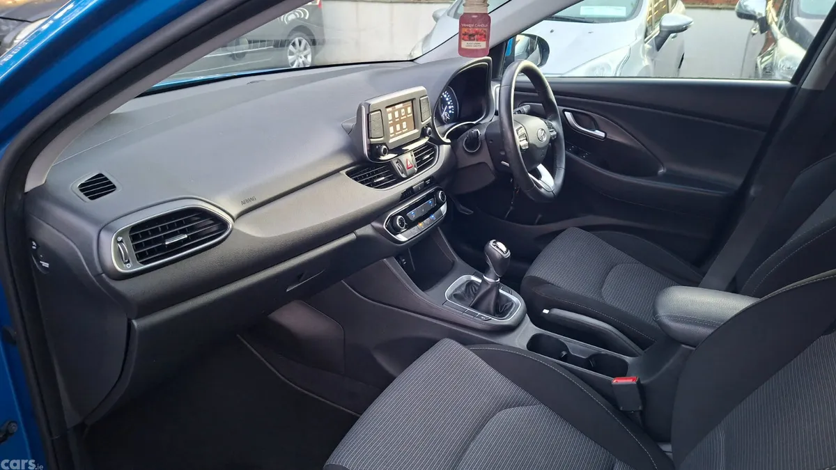 Hyundai i30 Hatchback, Petrol, 2017, Blue