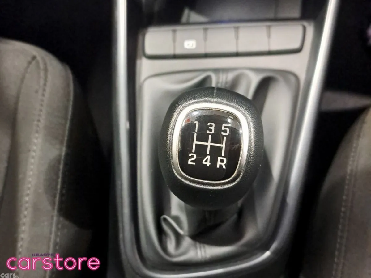 Hyundai i20 Hatchback, Petrol, 2024, Red