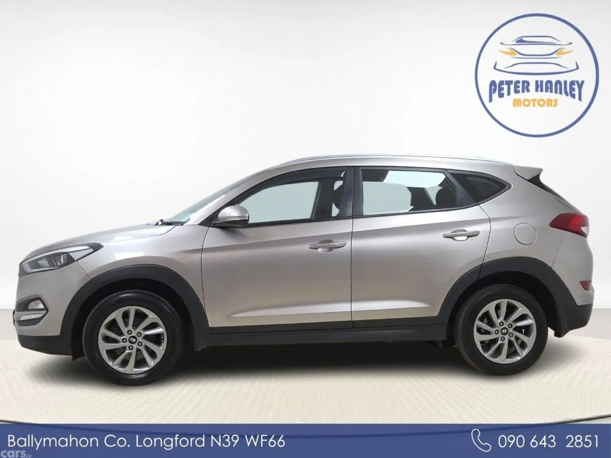 Hyundai Tucson SUV, Diesel, 2017, Gold