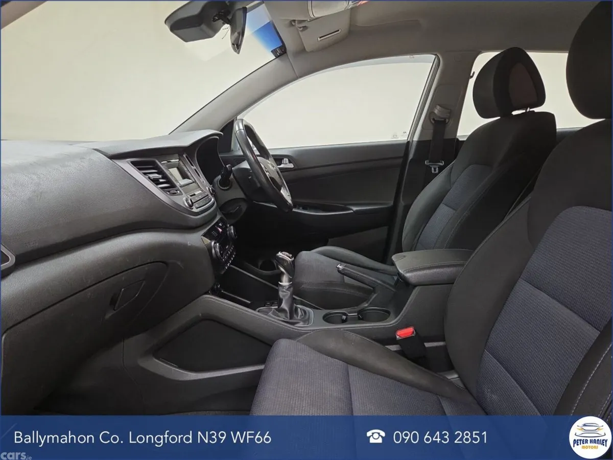 Hyundai Tucson SUV, Diesel, 2017, Gold