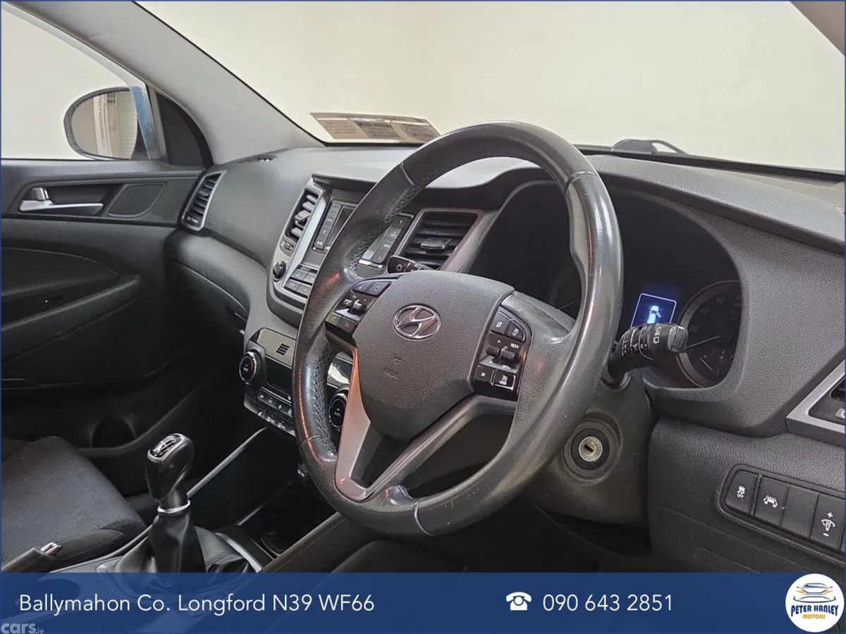 Hyundai Tucson SUV, Diesel, 2017, Gold