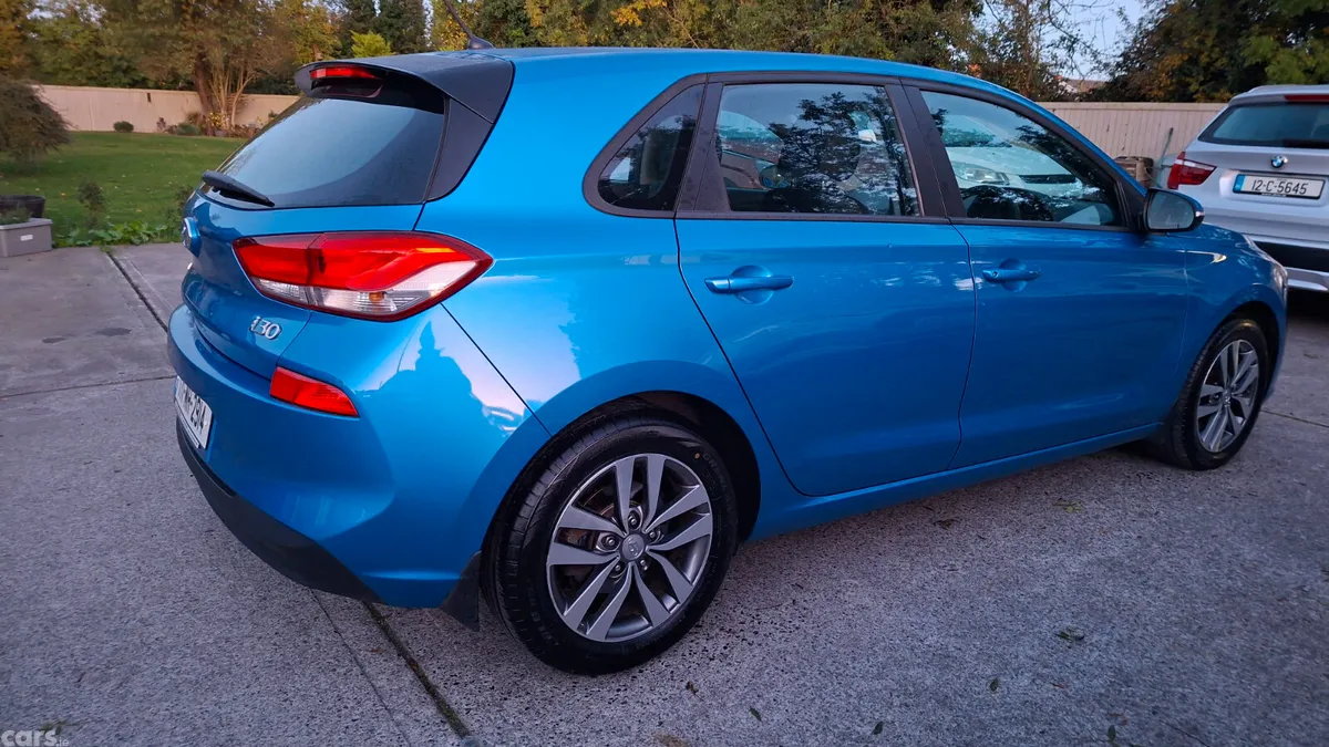 Hyundai i30 Hatchback, Petrol, 2017, Blue