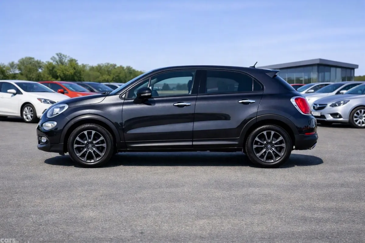 Fiat 500X Hatchback, Petrol, 2016, Black