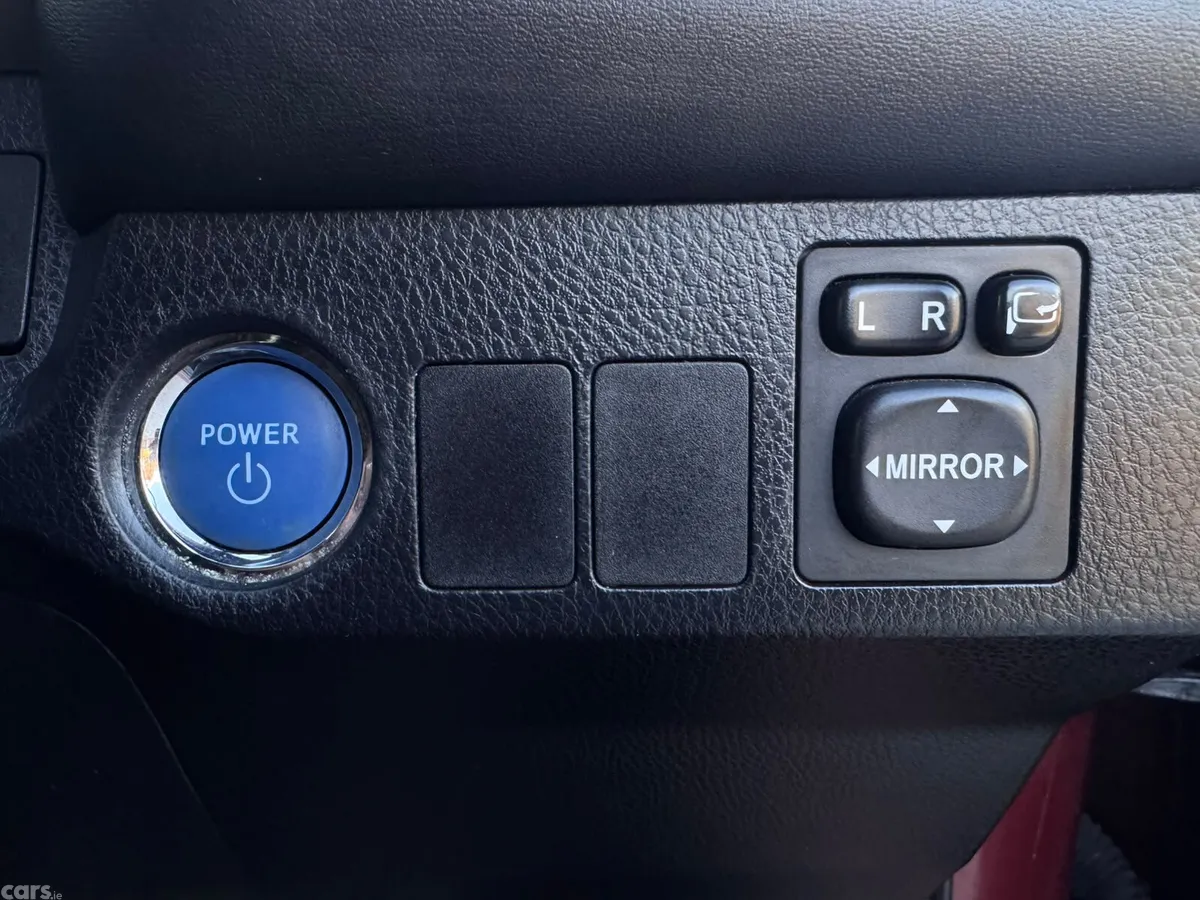 Toyota RAV4 SUV, Petrol Hybrid, 2016, Red
