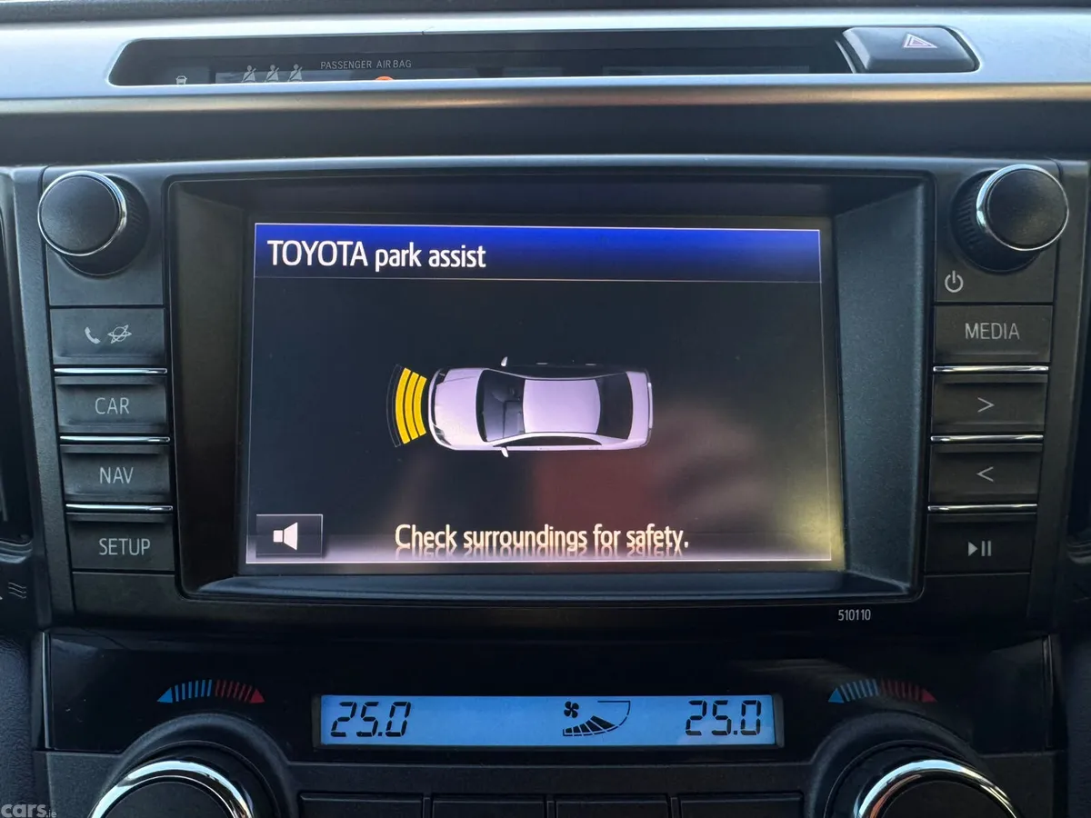 Toyota RAV4 SUV, Petrol Hybrid, 2016, Red