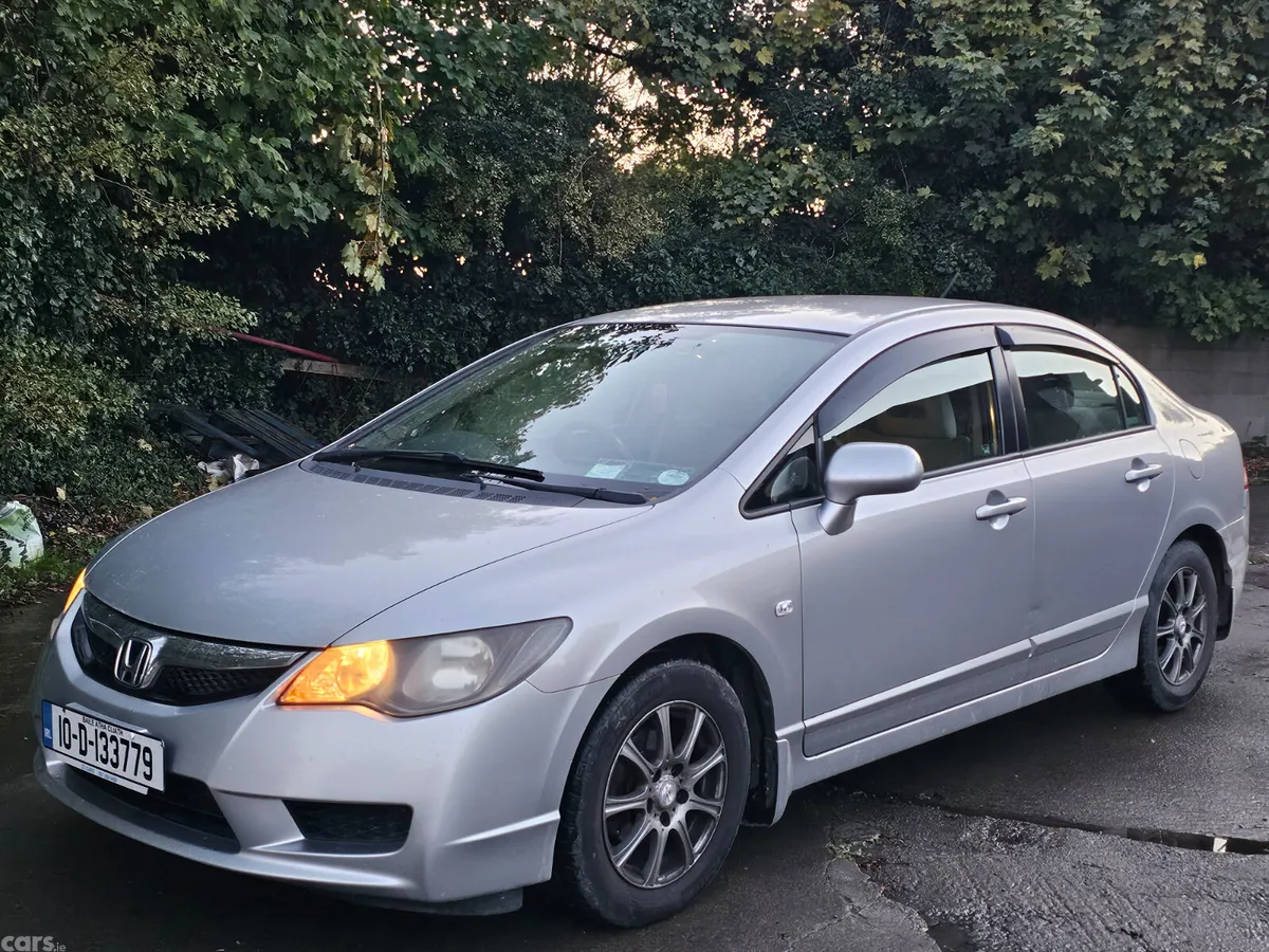 Honda Civic Saloon, Petrol Hybrid, 2010, Silver