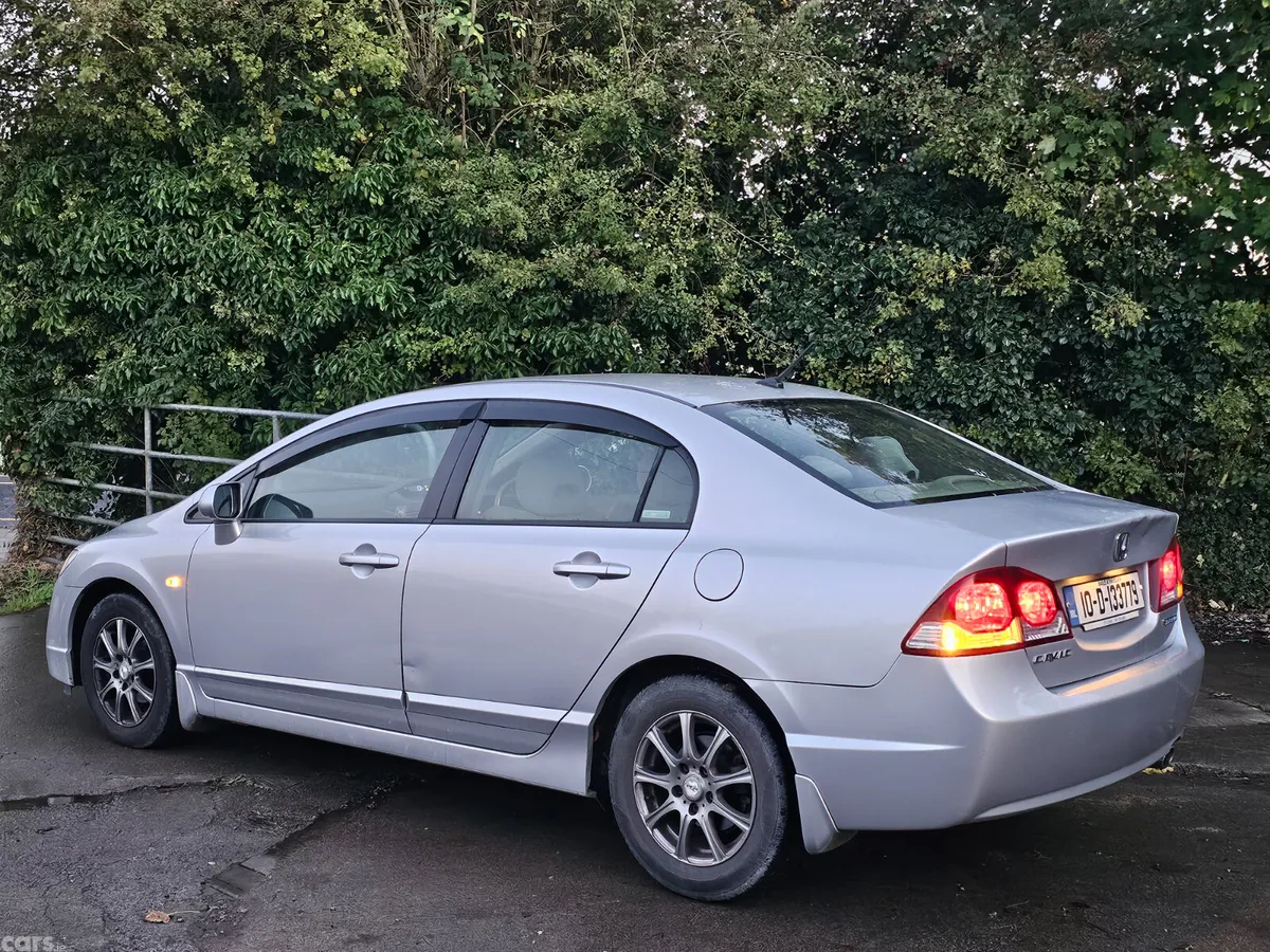 Honda Civic Saloon, Petrol Hybrid, 2010, Silver