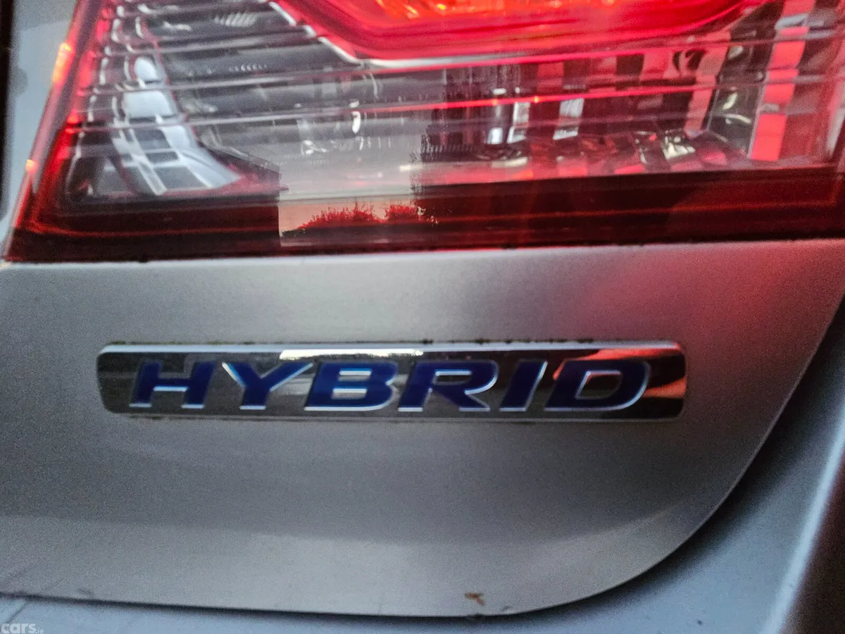 Honda Civic Saloon, Petrol Hybrid, 2010, Silver