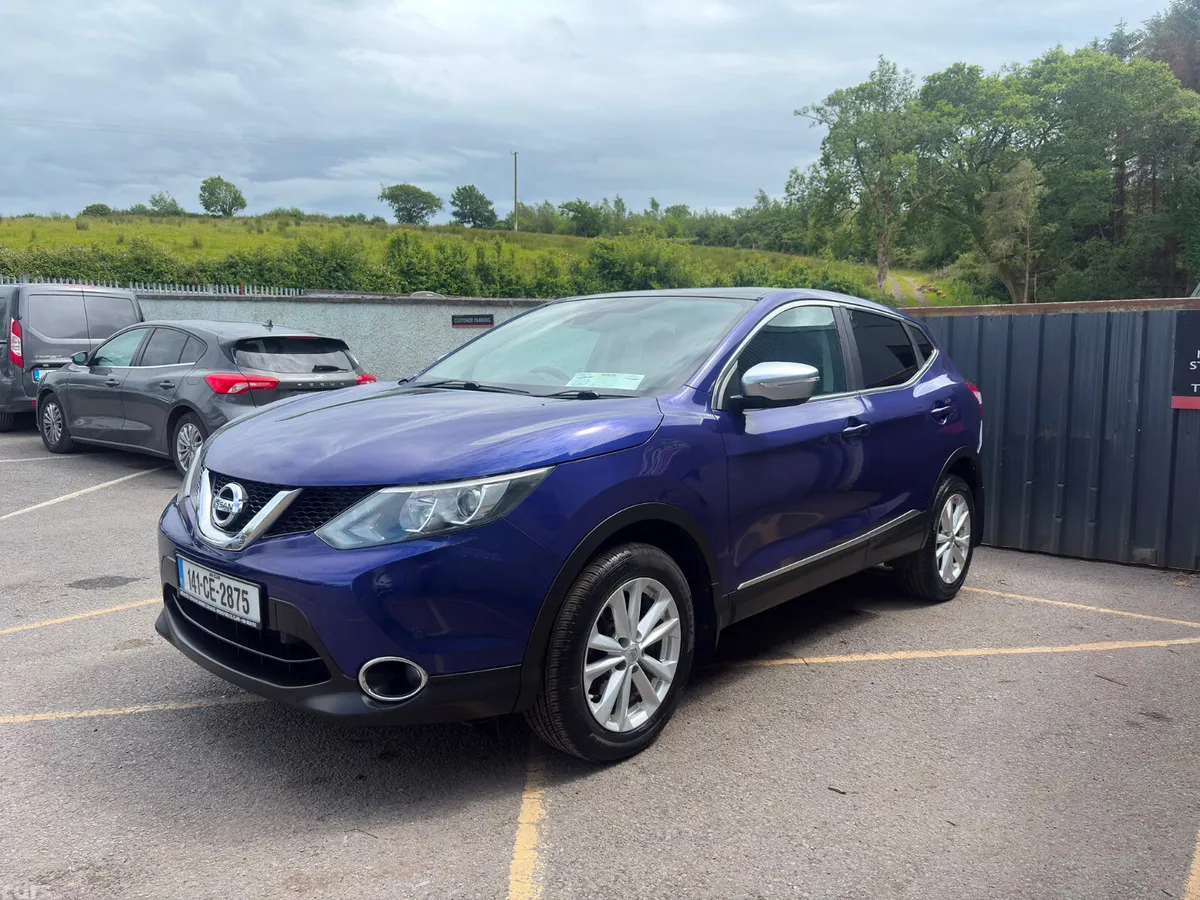 Nissan Qashqai Hatchback, Petrol, 2014, Blue