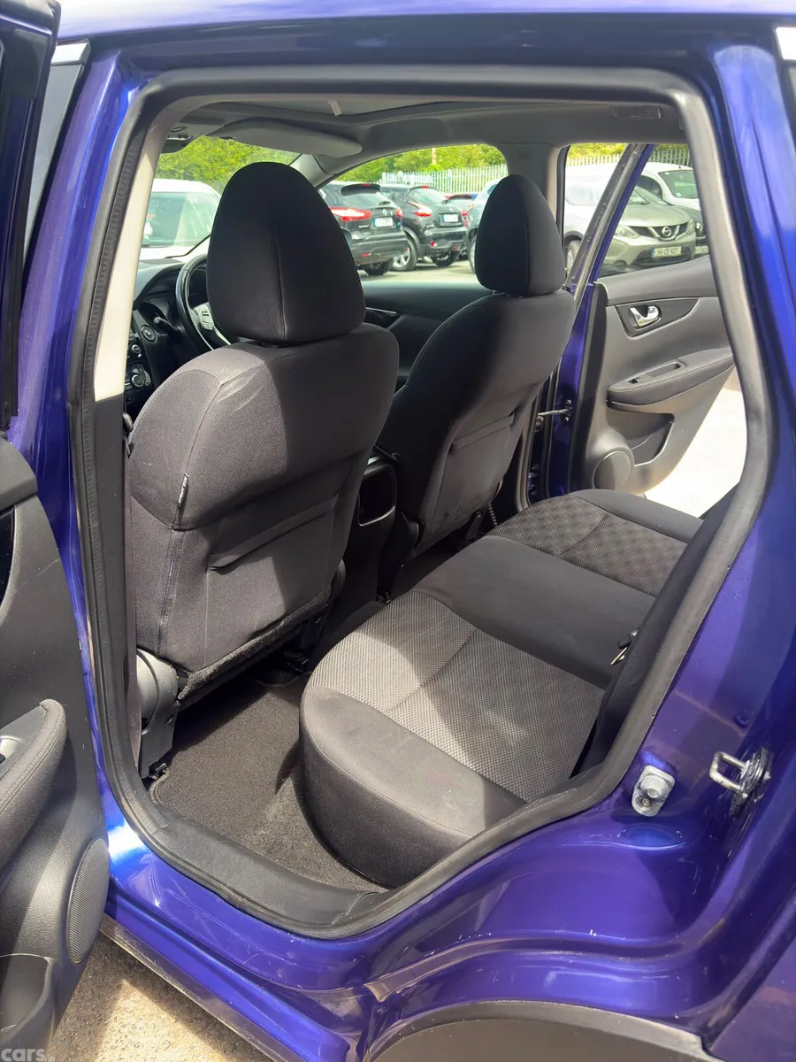 Nissan Qashqai Hatchback, Petrol, 2014, Blue