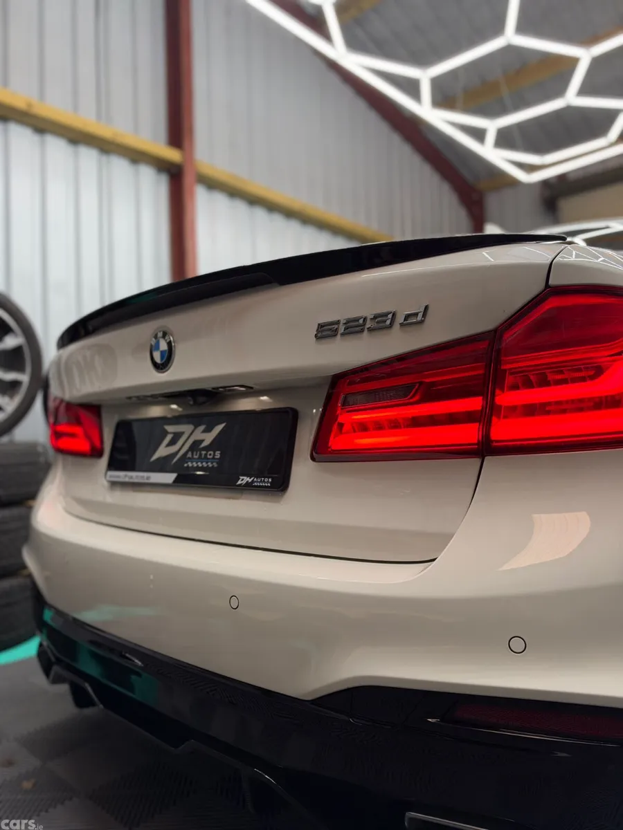 BMW 5-Series Saloon, Diesel, 2017, White