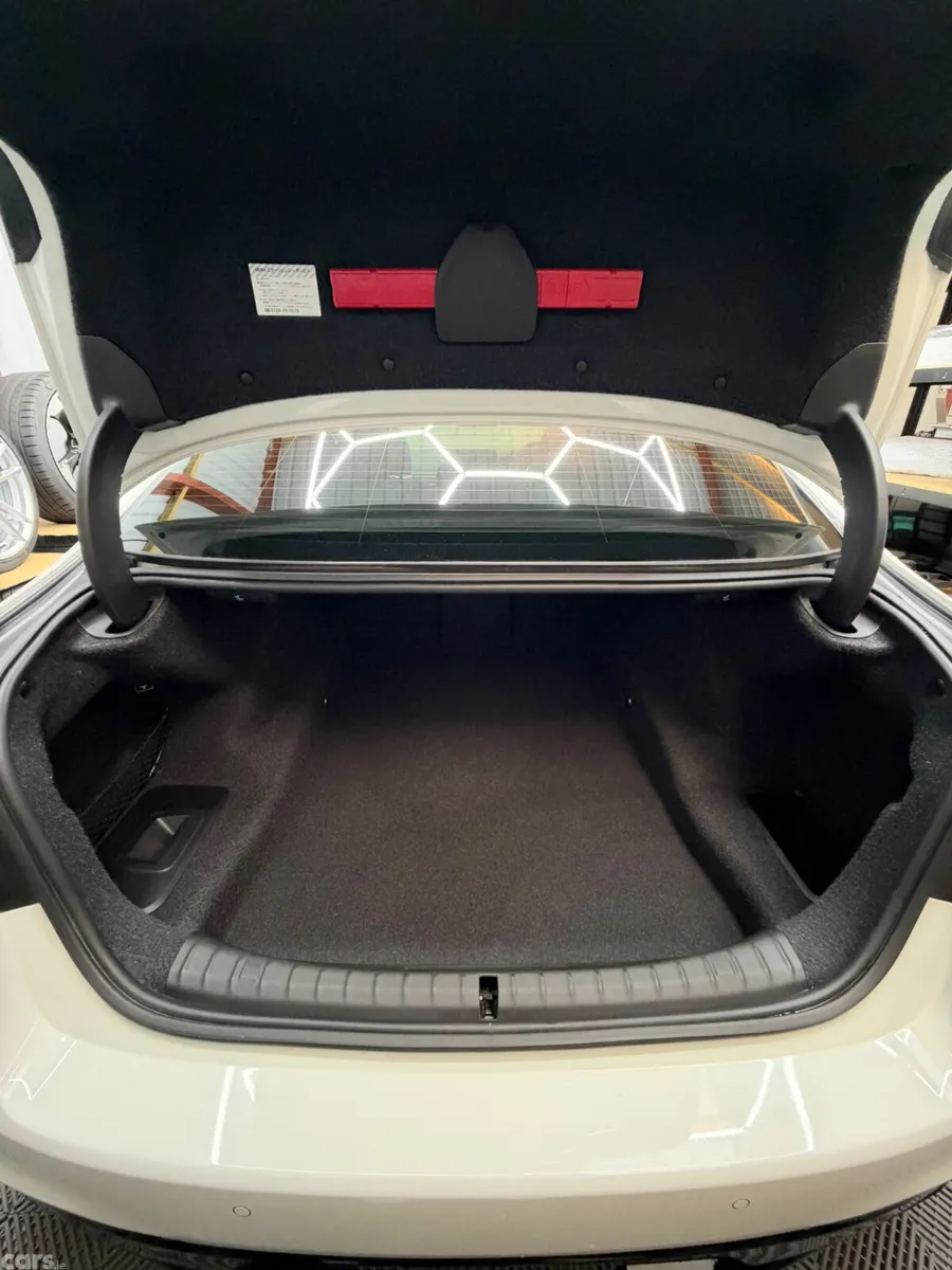 BMW 5-Series Saloon, Diesel, 2017, White