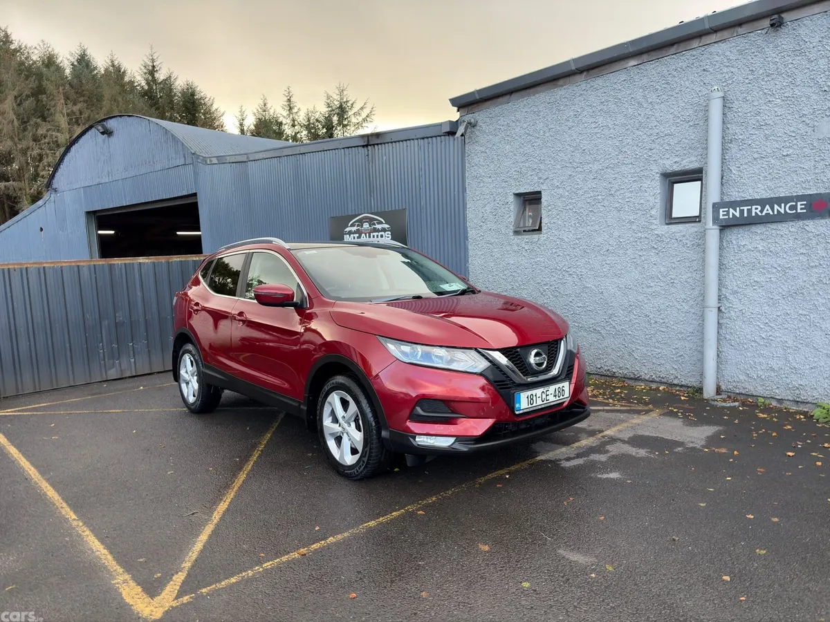 Nissan Qashqai MPV, Diesel, 2018, Red